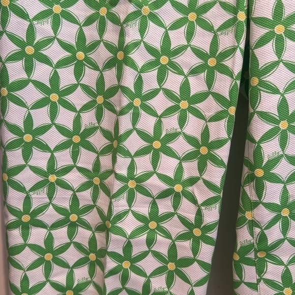 Lilly Pulitzer white capris with green and yellow - Picture 2 of 9